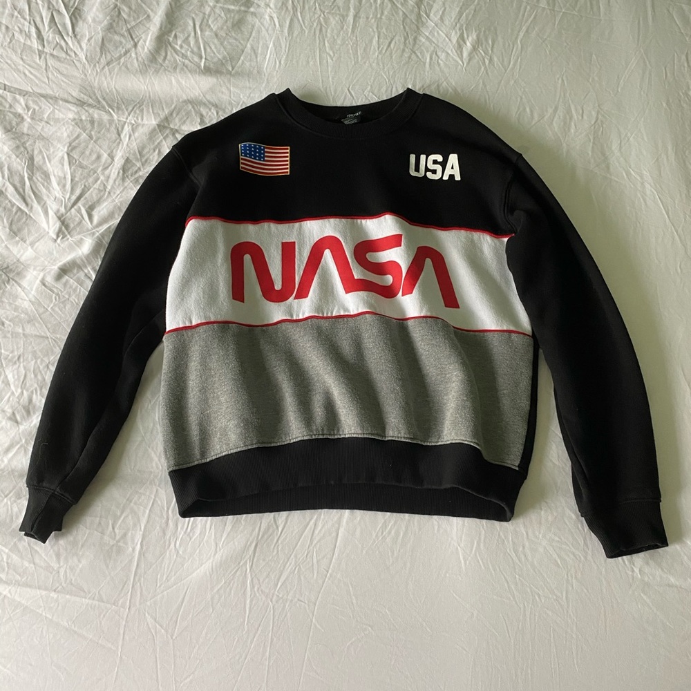 NASA pullover